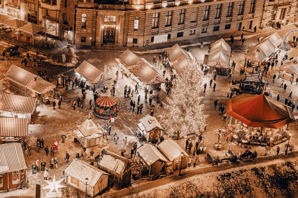 Riga Christmas Market - Best Christmas Markets in Europe Copyright www.liveriga.com