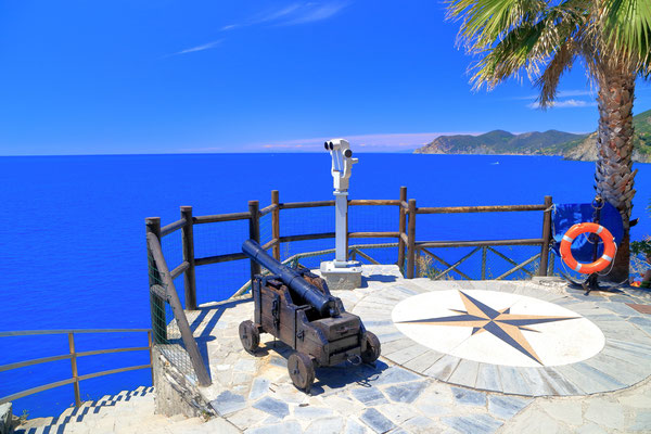 Cinque Terre - European Best Destinations - Manarola in Cinque Terre - Copyright Inu