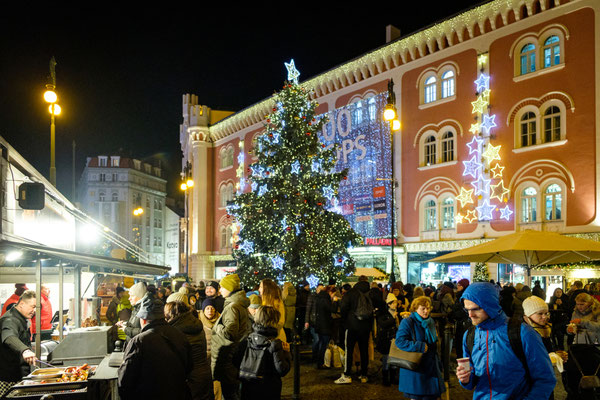 Prague Christmas Market Copyright Taiko.cz