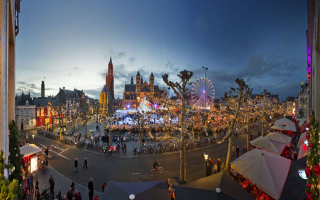 Maastricht Christmas Market - Copyright holland.com