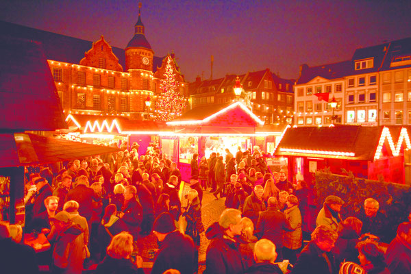 Dusseldorf Christmas Market - Copyright Visit Dusseldorf 