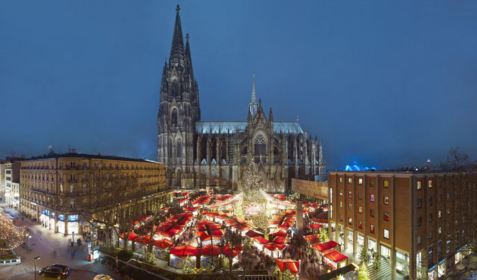 Cologne European Best Destinations - Weihnachtsmarkt_dom©KoelnTourismus-GmbH_Dieter-Jacobi