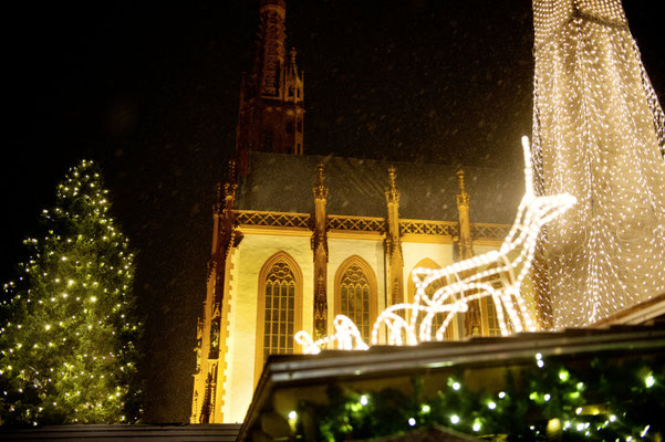 Würzburg Christmas Market - Copyright TVF_FWL_Hub_Wuerzburg Wurzburg.de  - European Best Destinations