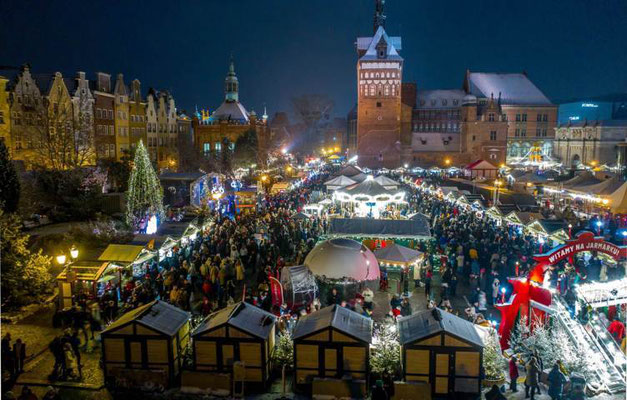 Best Christmas City Breaks in Europe - Gdansk Christmas Market -  Copyright Visit Gdansk