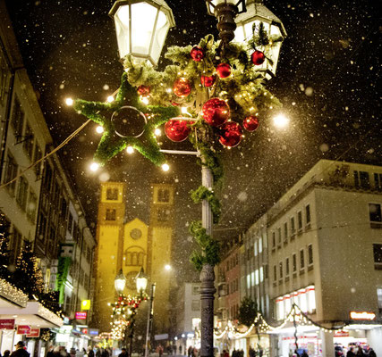 Würzburg Christmas Market - Copyright TVF_FWL_Hub_Wuerzburg Wurzburg.de  - European Best Destinations