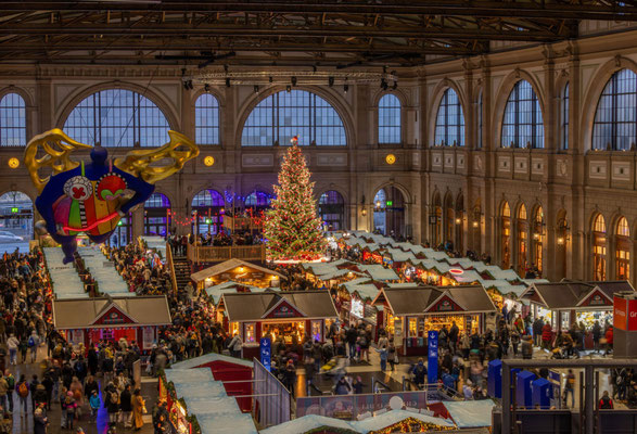Zurich Christmas Market - zürich wienachtsdorf Copyright Zurich Tourismus