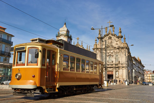 Old tram of Porto - Copyright portumen