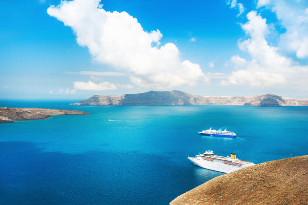 Cruiseship in Santorini Copyright Olga Gavrilova - Santorini European Best Destinations