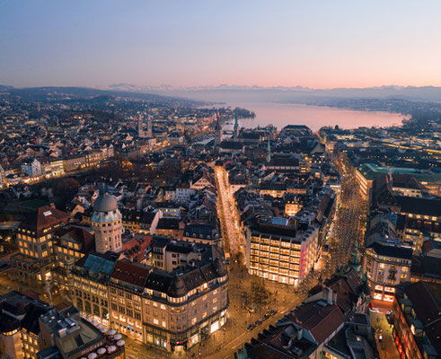 Zurich Christmas Market - zürich wienachtsdorf Copyright Zurich Tourismus