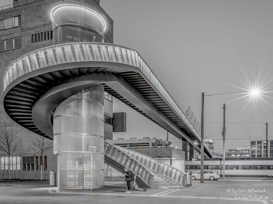 Negrellisteg, Europaallee