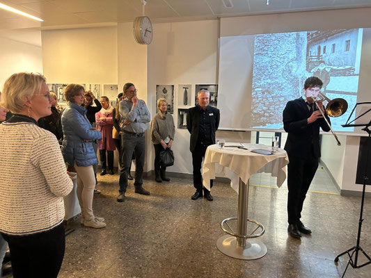 Vernissage - musikalische Untermalung durch SchülerInnen der HBLW