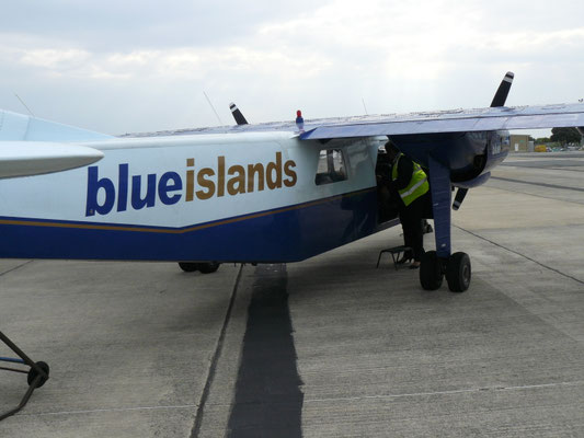 Geurnsey Airport, 2011