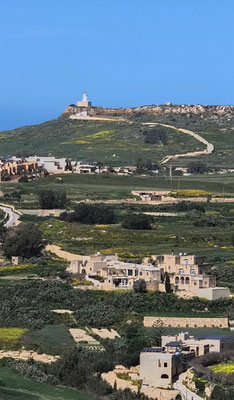 Zicht op de vuurtoren Tal-Ġordan (Gordon - Lighthouse)