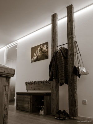Motiv "Tribulaun/Glühen II" (Sonderanfertigung Sepia, Leinwand, 70x50cm) - Privat, Südtirol