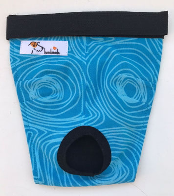 blau mit Kringeln