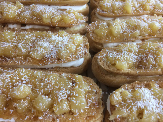 Eclairs noisettes ananas coco de la boulangerie pâtisserie PREISLER à Courcelles-Chaussy