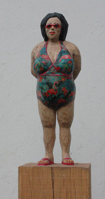 Figuren aus Holz 