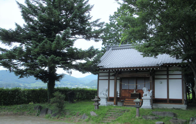 七都石社頭の涼風