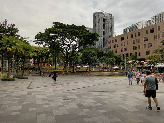 Bonifacio High Street