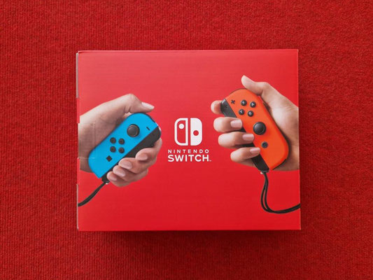 Caja de la Nintendo Switch (parte posterior)