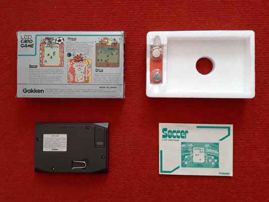 Contenido de mi caja de mi Gakken LCD Card Game (Game)