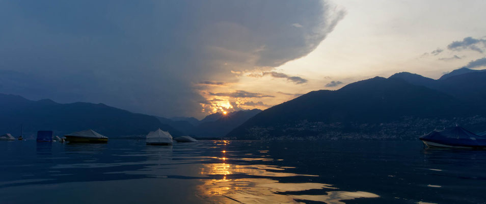 Sonnenuntergang am Lago Maggiore