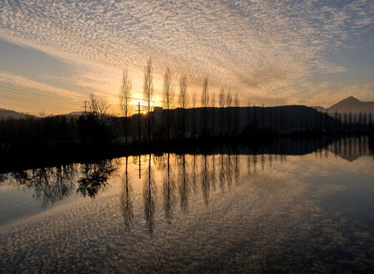 Abendstimmung am Aarekanal