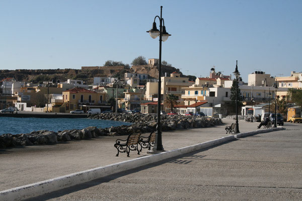 Promenade von Paleochora an der südwestlichen Halbinsel auf Kreta