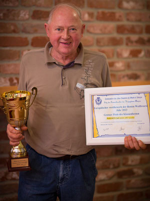 Ehrenpokal aus Frankreich für Heinzi`s Weißwurst 2013