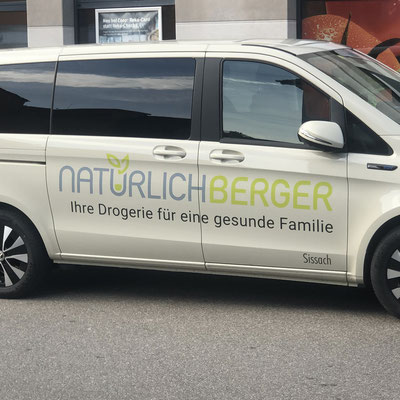 Natürlich Berger – Drogerie für eine gesunde Familie in Sissach – Fahrzeugbeschriftung