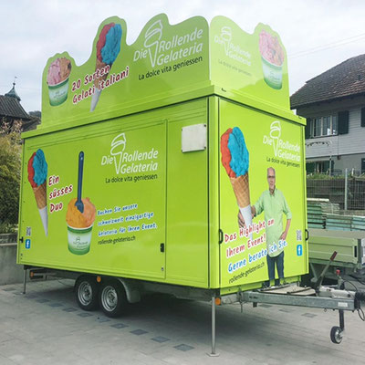 Beschriftung Die Rollende Gelateria, Logodesign und Fotografie und Bildbearbeitung