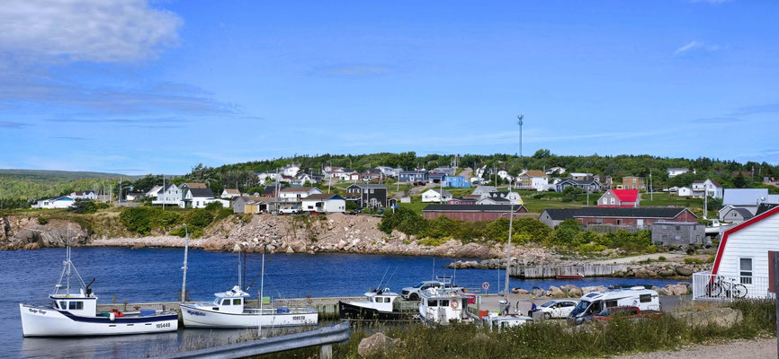 ....das Fischerdorf Neils Harbour....