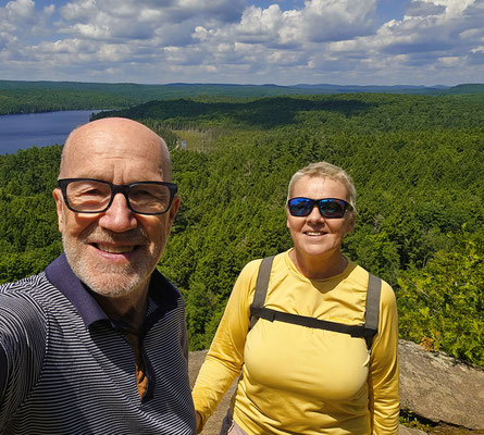 Wanderung auf dem Booth's Rock Trail....