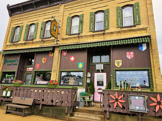 Puempel's Old Tavern....