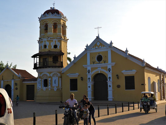 Iglesia de Santa Bárbara 1613....