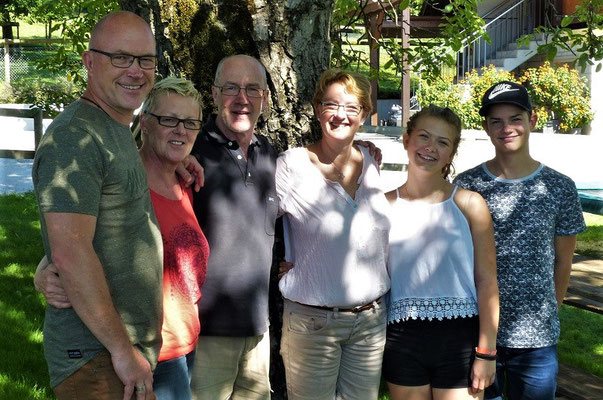 Die Singapuris - Rolf, Gabi, Anouk und Lenny
