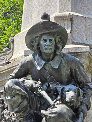 Französiche Siedler-Figur auf dem Brunnen/Monument á Maisonneuve....