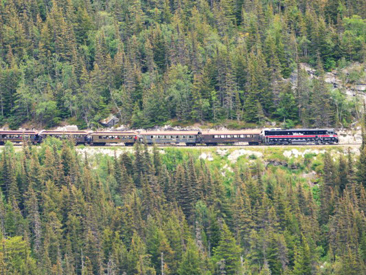 Mit der Eisenbahn über die Panoramastrecke Skagway/Alaska - Whitehorse/Kanada