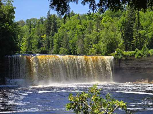 Upper Falls....