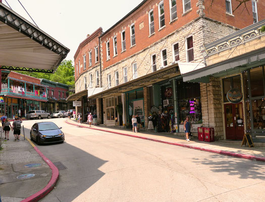 Im Zentrum von Eureka Springs....