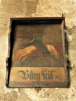 Burg-Regel - Bei Verstoss ist man seine rechte Hand los :o(