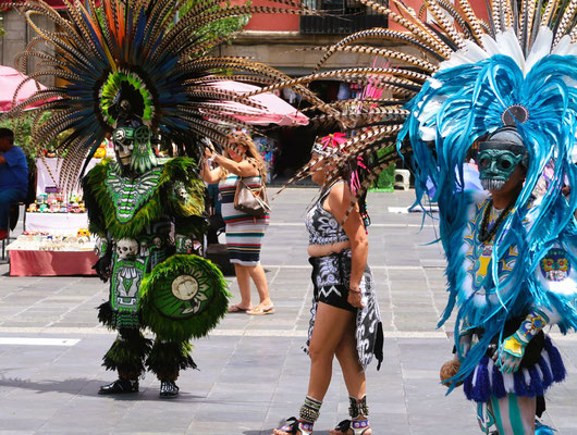 Aztekische Tänzer auf dem Zócalo....