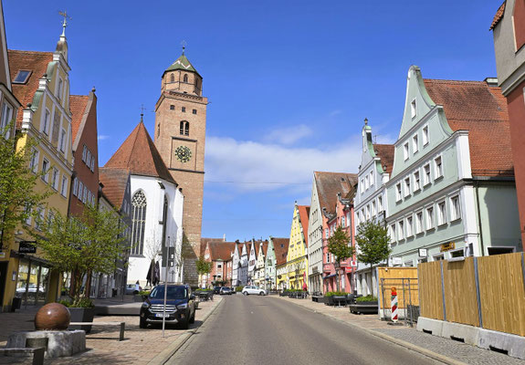 Reichsstrasse mit Liebfrauenmünster 15. Jh.