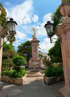 Jardín de Independencia/Garten der Unabhängigkeit 
