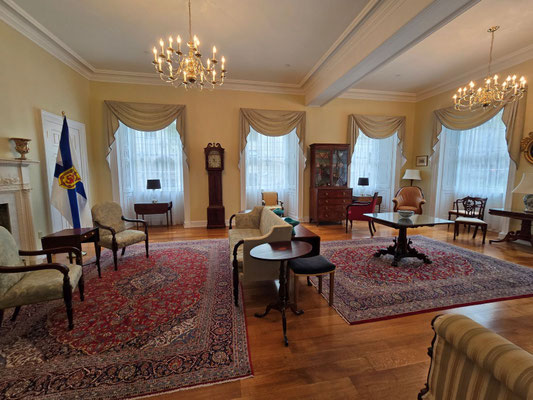 ....Empfangsraum für Gäste....