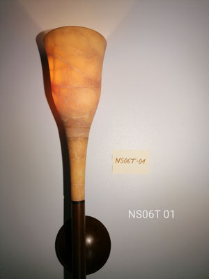 VS06T Wandfackel Venus, Alabaster, Fb. creme, mit Schmiedeeisen, Rostpatina-Optik, ca. 94x12cm: 239,- €, zzgl. Versandkosten