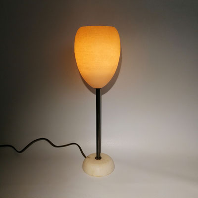 Unikat Alabasterlampe AY93C-1, Fb. creme, Fuß Metall: 