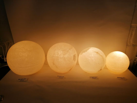 Unikat Alabasterlampen SMD21C, SMD19C, SMD17C, SMD14C Alabasterlampen, Fb. creme, 21 cm, 19 cm, 17 cm, 14 cm Durchmesser