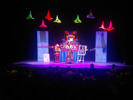 contratar teatro para colegios