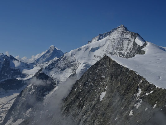 Blick nach Süden von der Pigne de la Lé auf Matterhorn & Grand Cornier